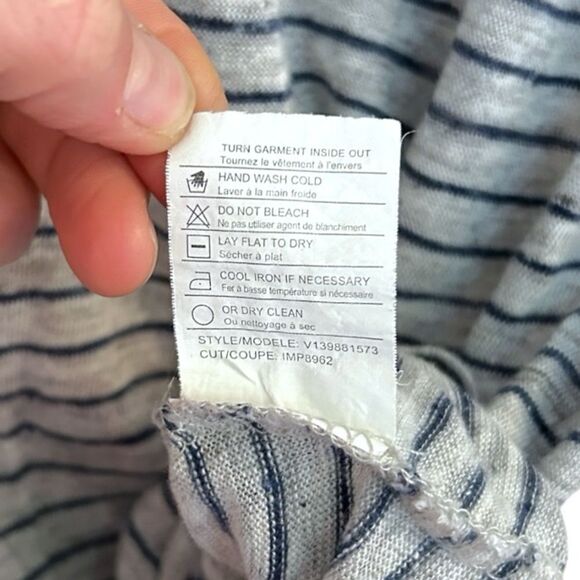 Vince Gray and Navy Striped Linen Lightweight Long Sleeve Top, Size XS - Picture 4 of 6